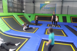 Siedlce Atrakcja Trampoliny JumpOut Park Trampolin